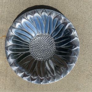 Pewter Daisy Dish - 8.5”